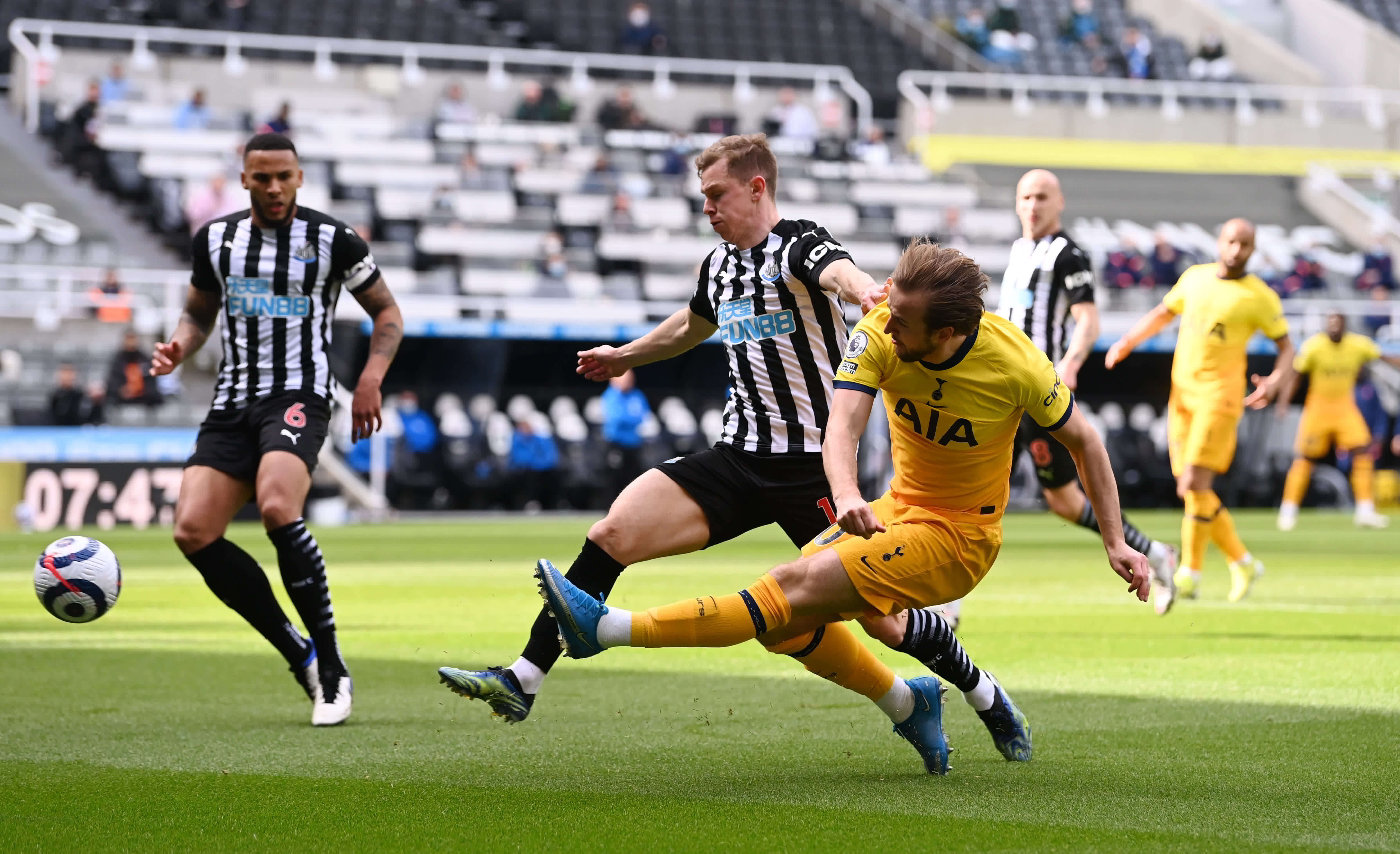 在场上和场 在场上和场